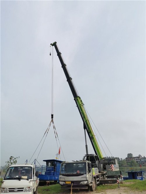 杂多县桥梁建设吊装案例